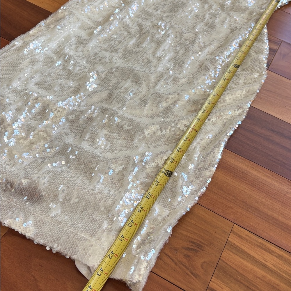 NWT Sequined midi dress - Picture 6 of 9
